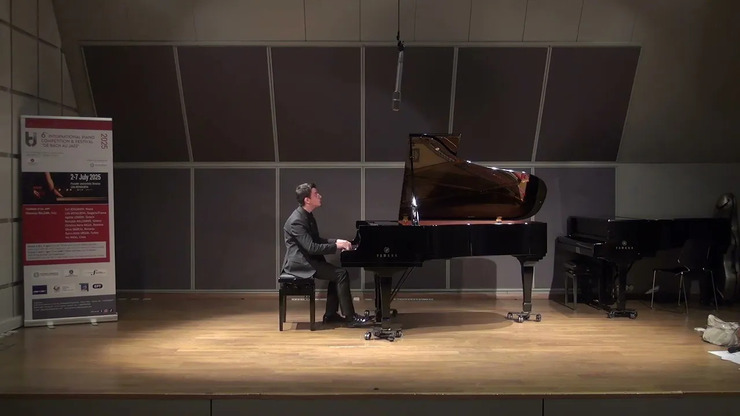 Group D, 1st Prize: Klapsinakis Philippos, 16 years, Romania / Greece