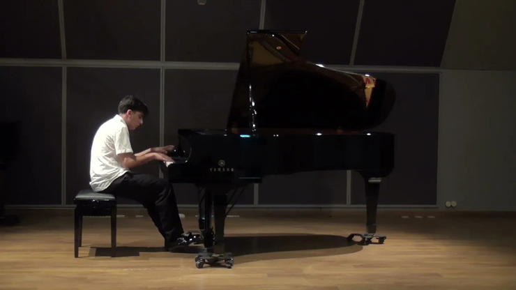 Special Prize "Nathalie Voyatzis" for Jazz / Improvisation: Vasev Fernando Leon, 18 years, Bulgaria