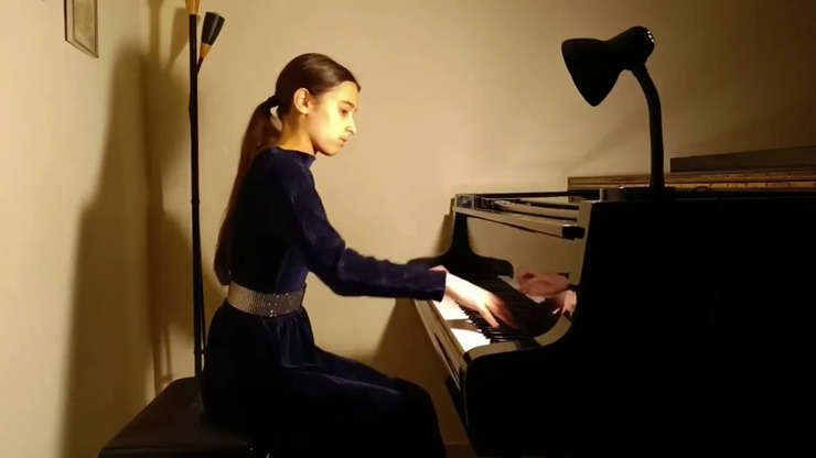 Group D, 1st Prize & Young Talent Prize: Masmanidou Ariadni, 16 years, Greece